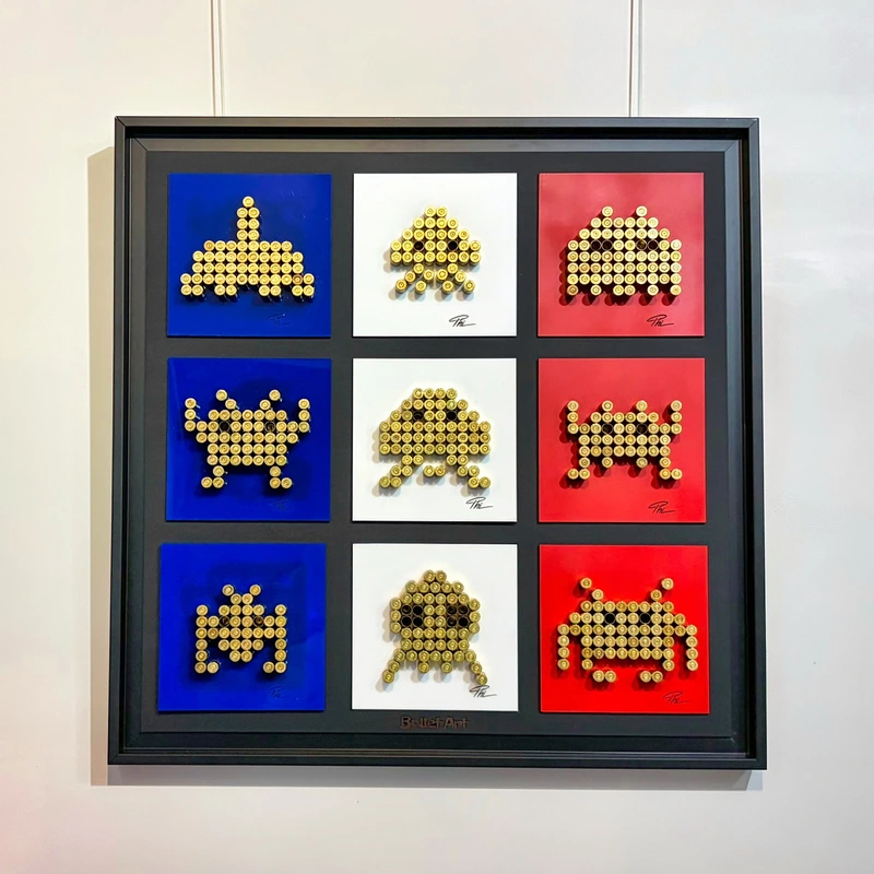 Cadre 09 Bullet Invaders avec finition acrylique satiné